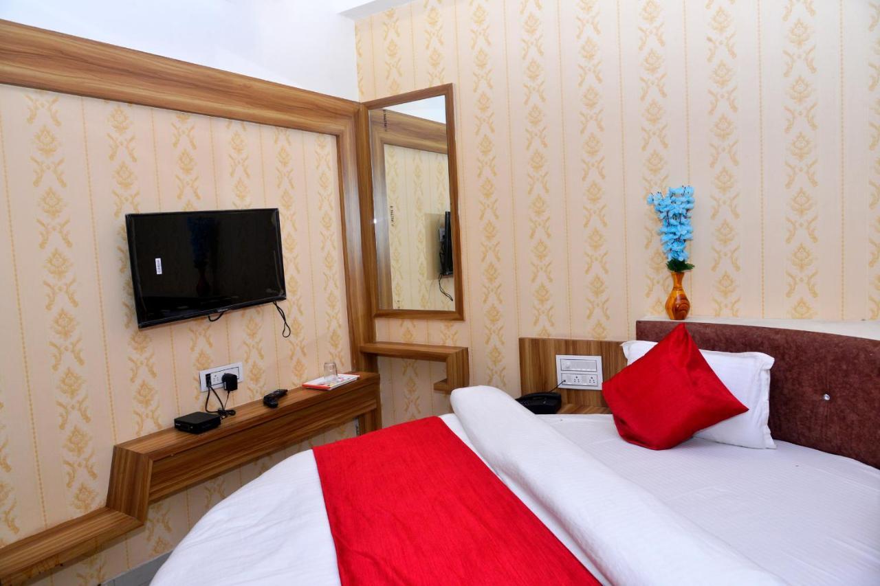 Hotel Asopalav Gandhinagar Exterior photo