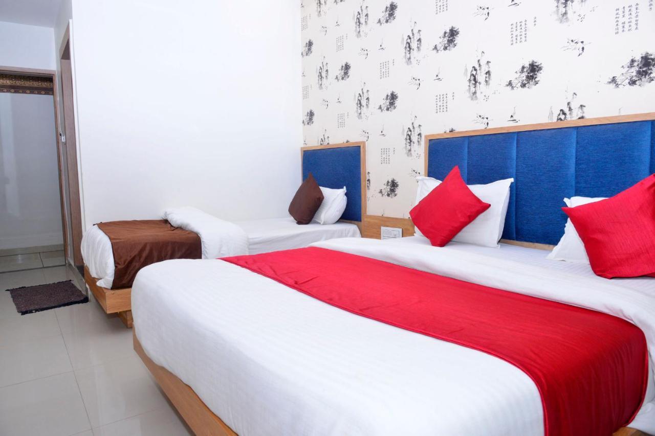 Hotel Asopalav Gandhinagar Exterior photo