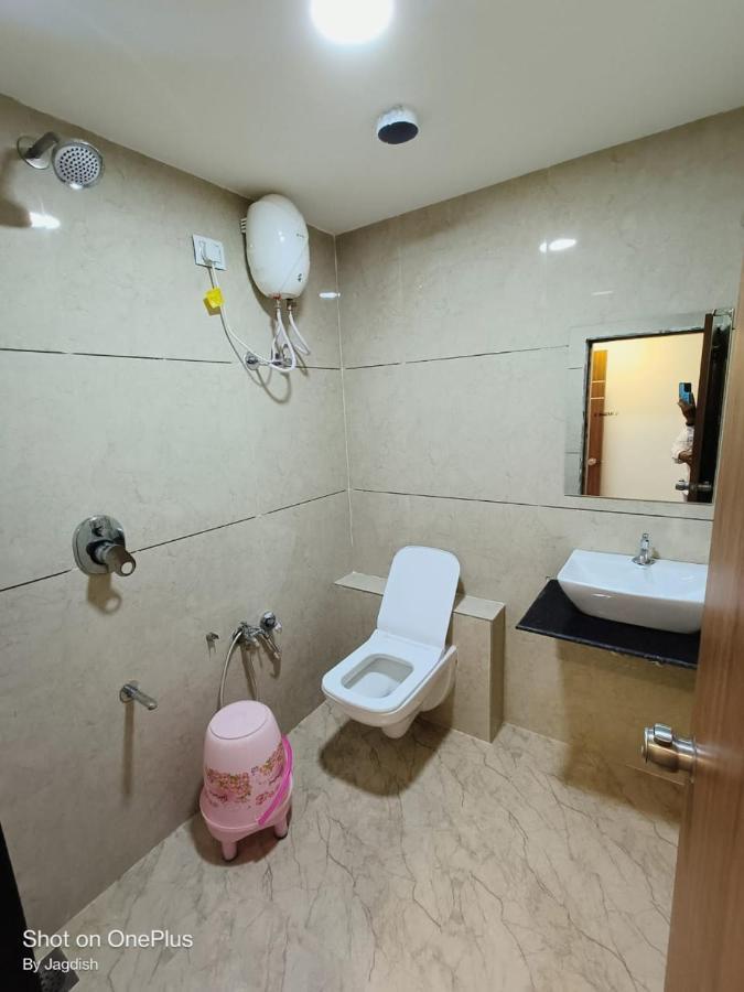 Hotel Asopalav Gandhinagar Exterior photo