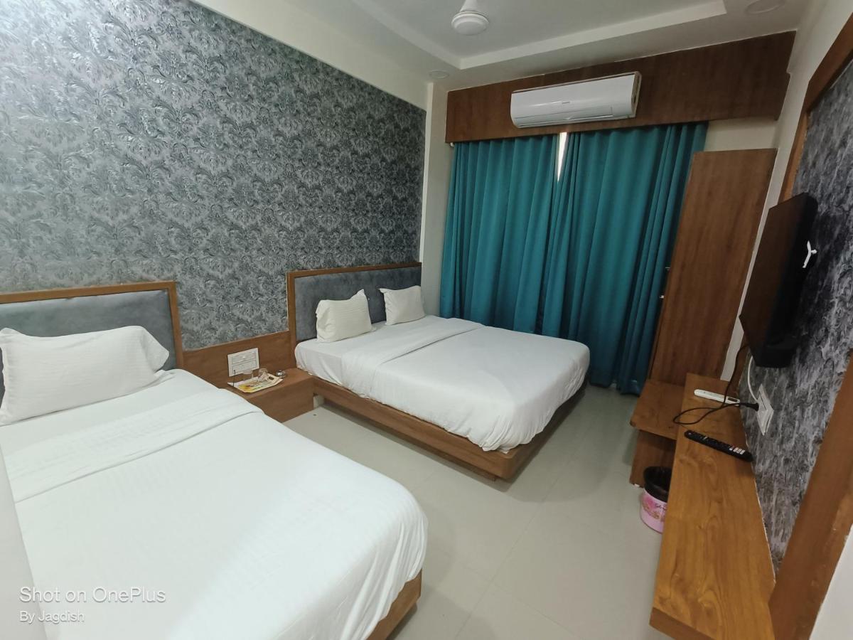 Hotel Asopalav Gandhinagar Exterior photo